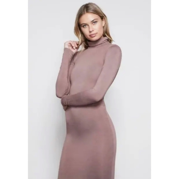 Good American Long Sleeve Bodycon Dress Size 7 From Nordstrom - Picture 1 of 7